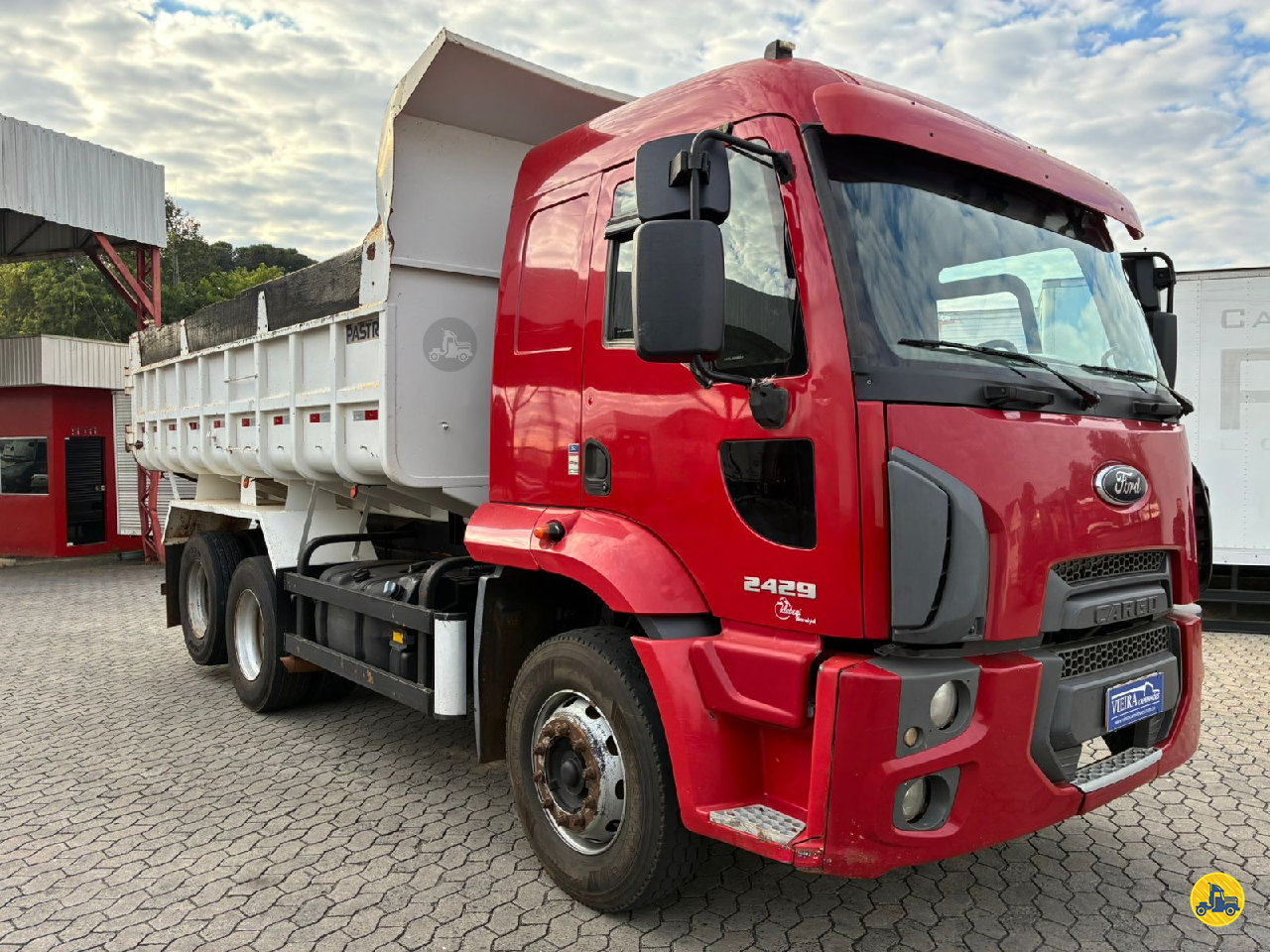 CAMINHAO FORD CARGO 2429 Caçamba Basculante Truck 6x2 Vieira Caminhões CURITIBA PARANÁ PR